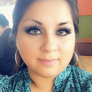 Meet your Posher, Elisa